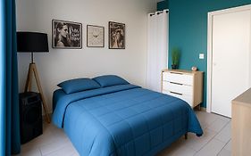 Appartement tout équipé avec terrasse à 600m du centre thermal